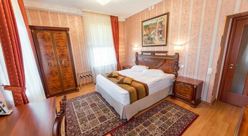 Гостиница Бутик - Отель 13 Стульев Петрозаводск